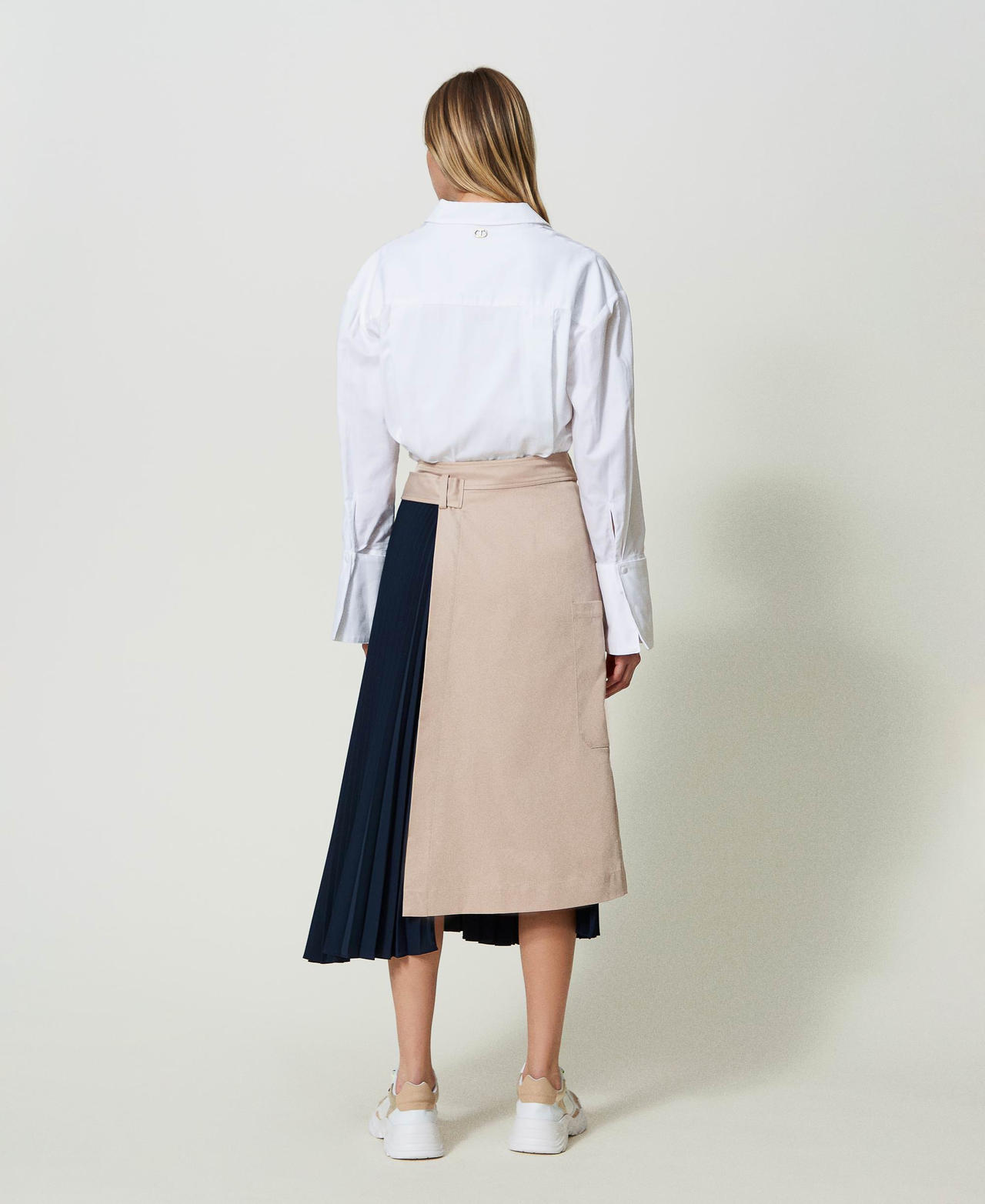 Gabardine skirt with pleated insert Two-tone "Champagne" Beige / Dress Blue Woman 241LL2DMM-03
