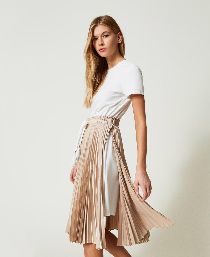 Midi dress with pleated satin