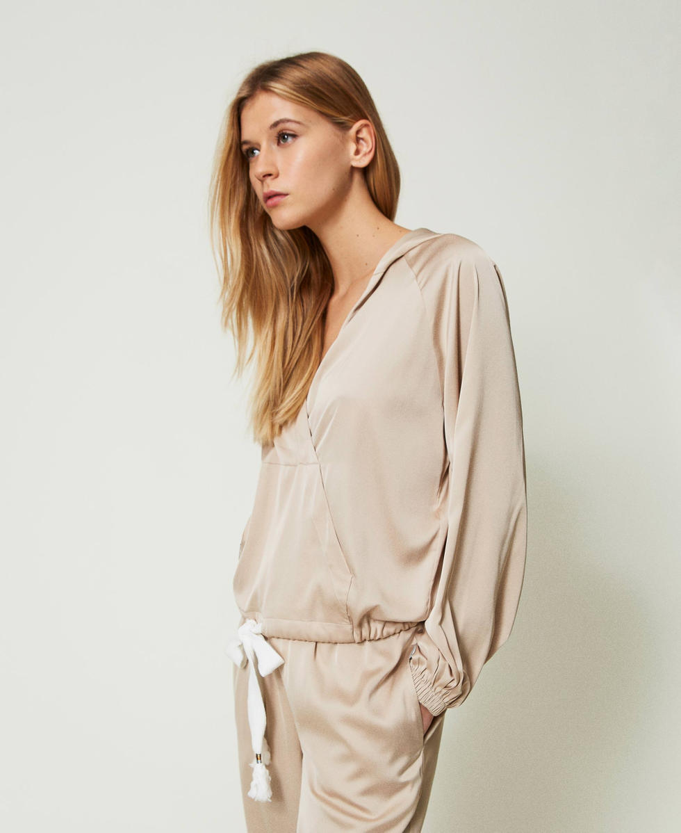 Satinbluse mit Kapuze Frau, Beige | TWINSET Milano
