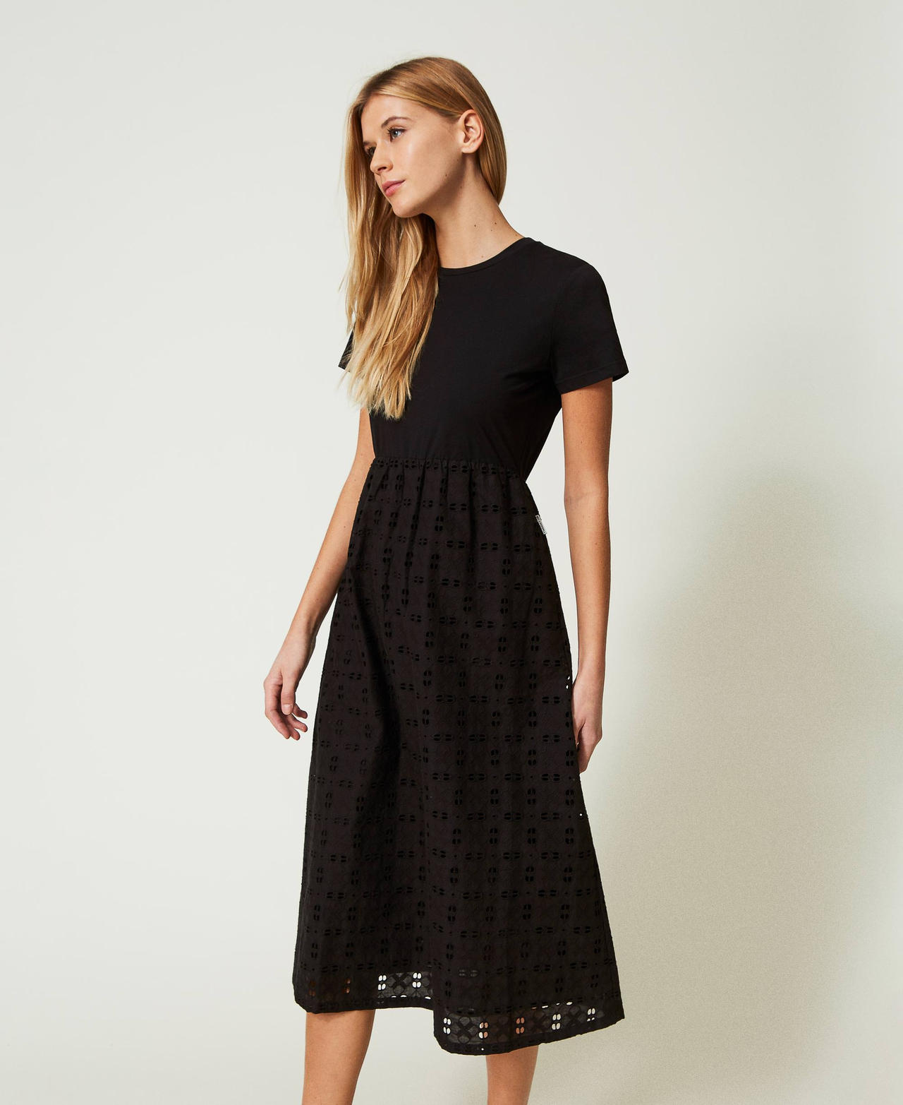 Robe midi avec broderie anglaise Noir Femme 241LL2NHH-02