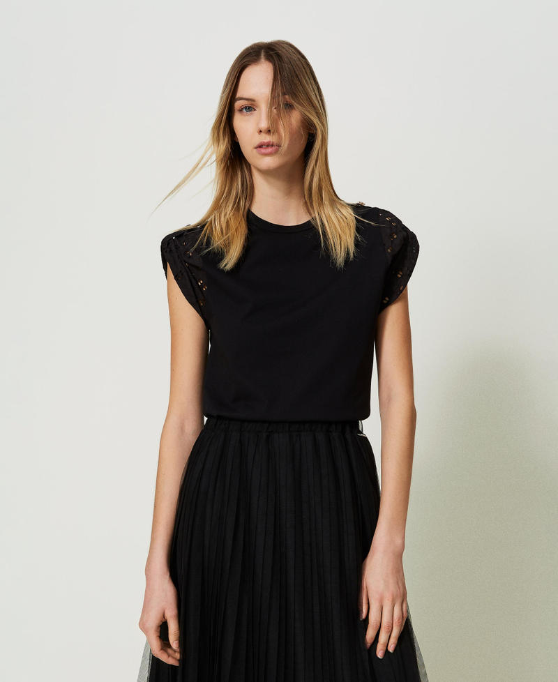 T-shirt with poplin broderie anglaise sleeves