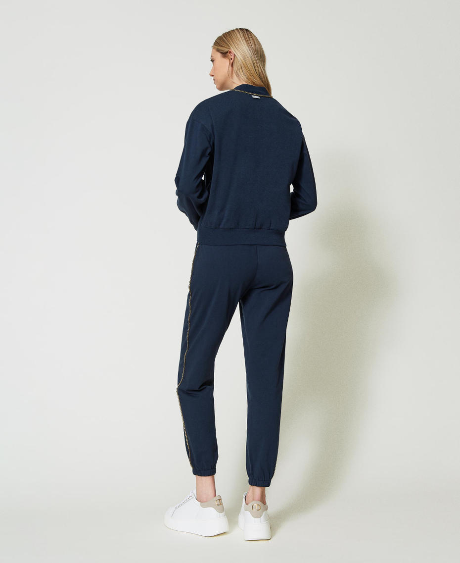 Sweatshirt and joggers with rhinestones