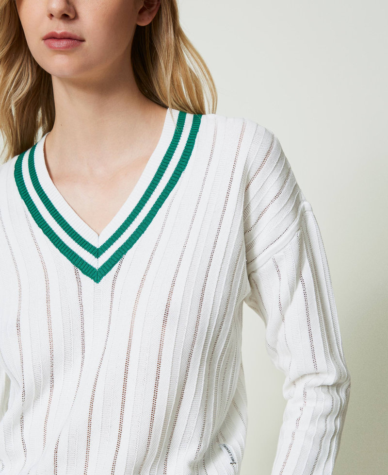 Jumper with contrasting stripes and embroidery Two-tone Off White / "Alpine Green" Woman 241LL32AA-04