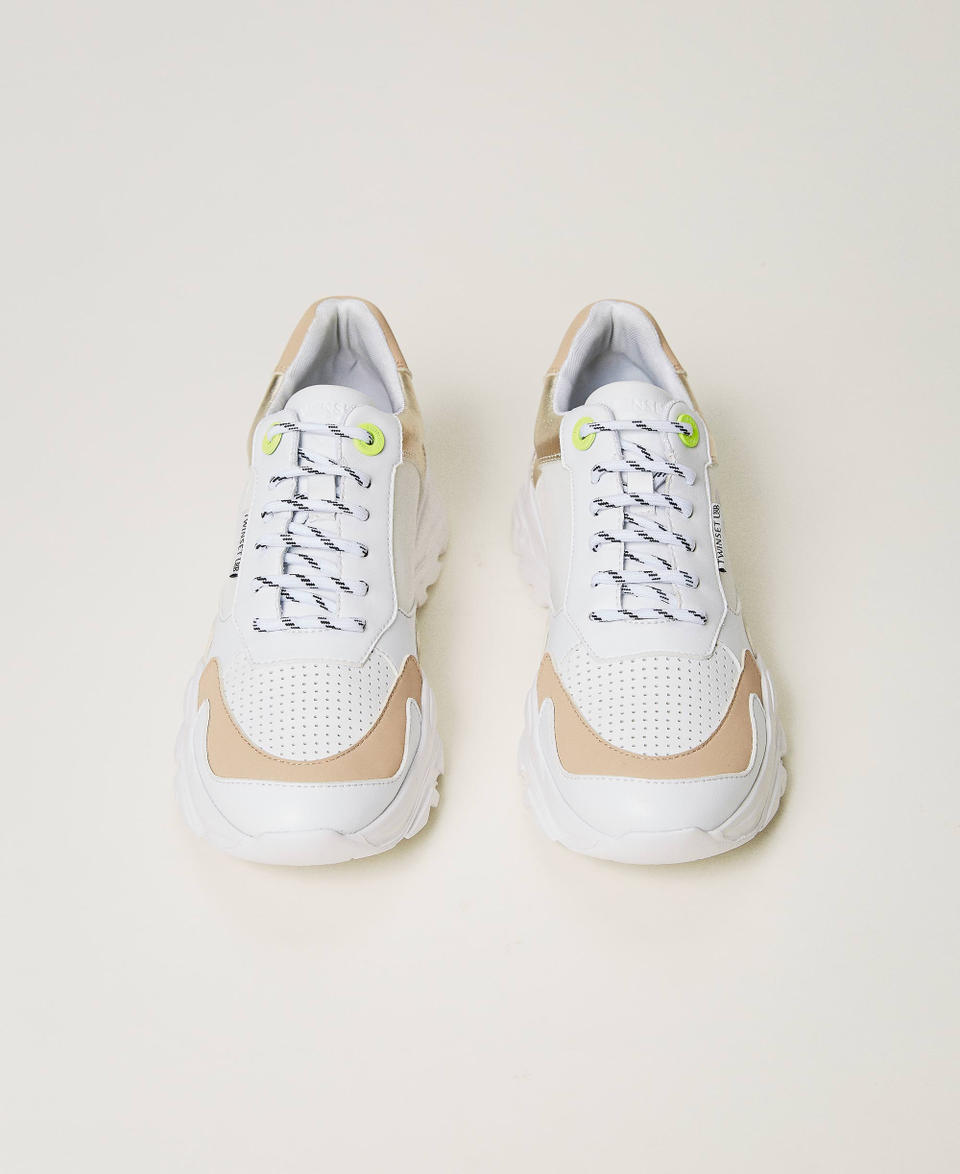 Running trainers with laminated details Off White Woman 241LLT010_00526_04