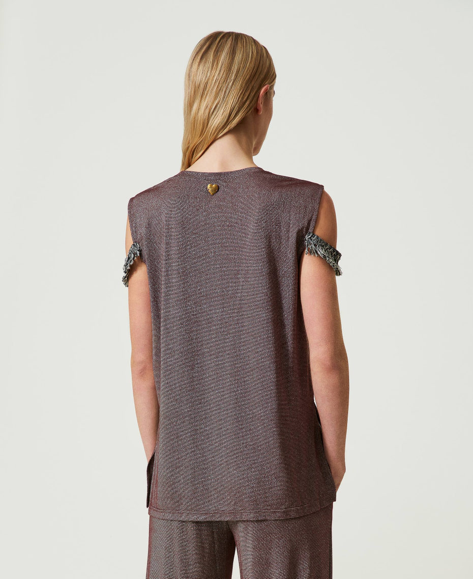 Top with two-tone fringes