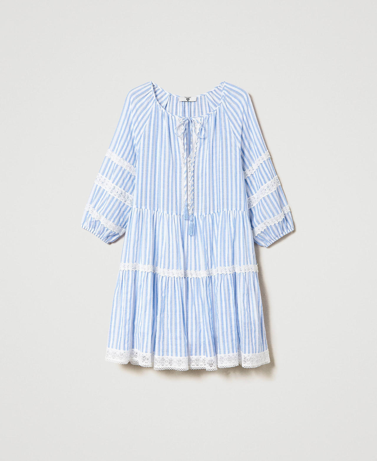 Robe courte jacquard avec macramé