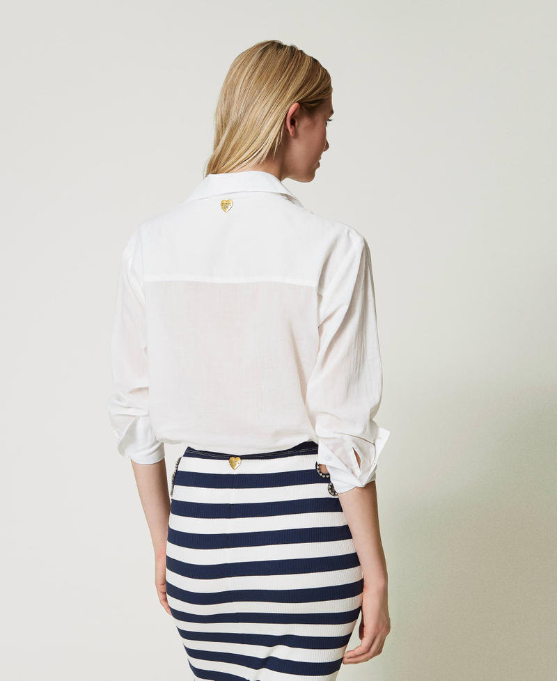 Camicia in mussola con tasca applicata Star White Donna 241LM2RDD_10298_03