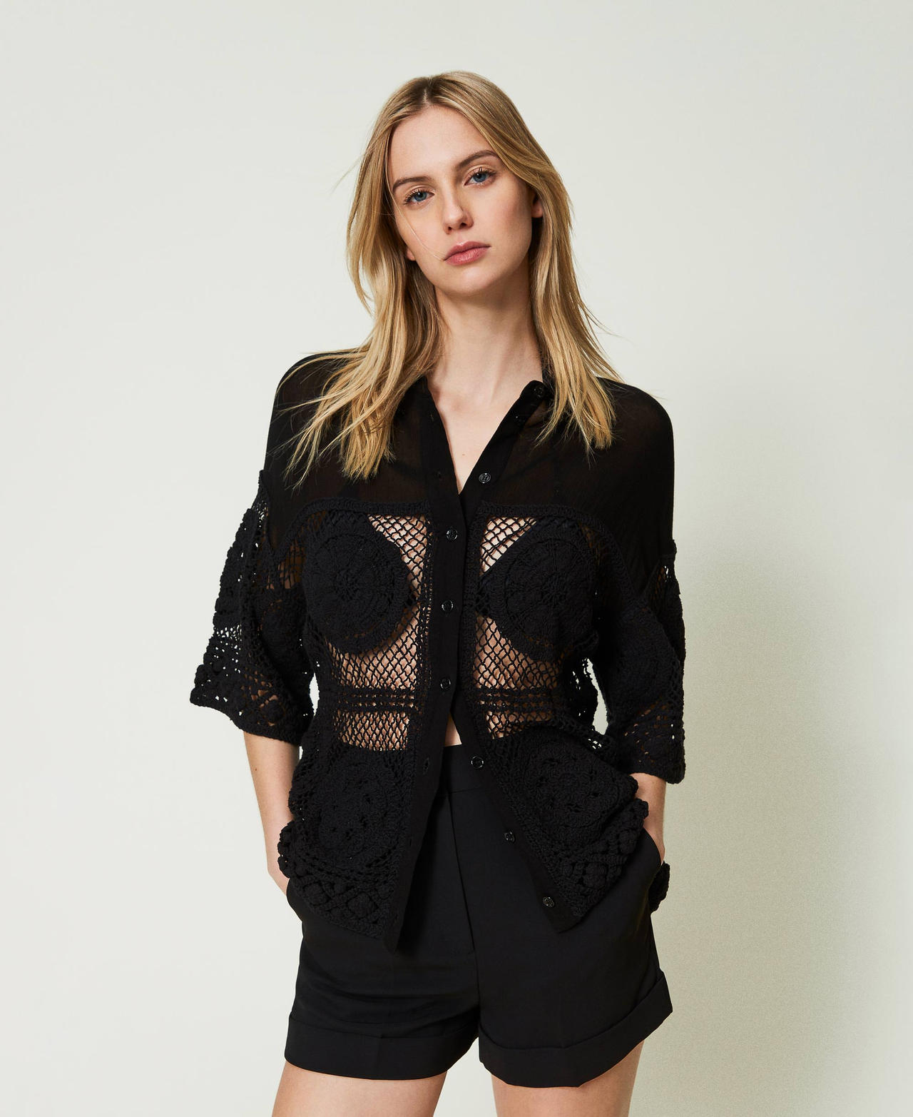 Chemise en crepon et crochet Femme Noir TWINSET Milano