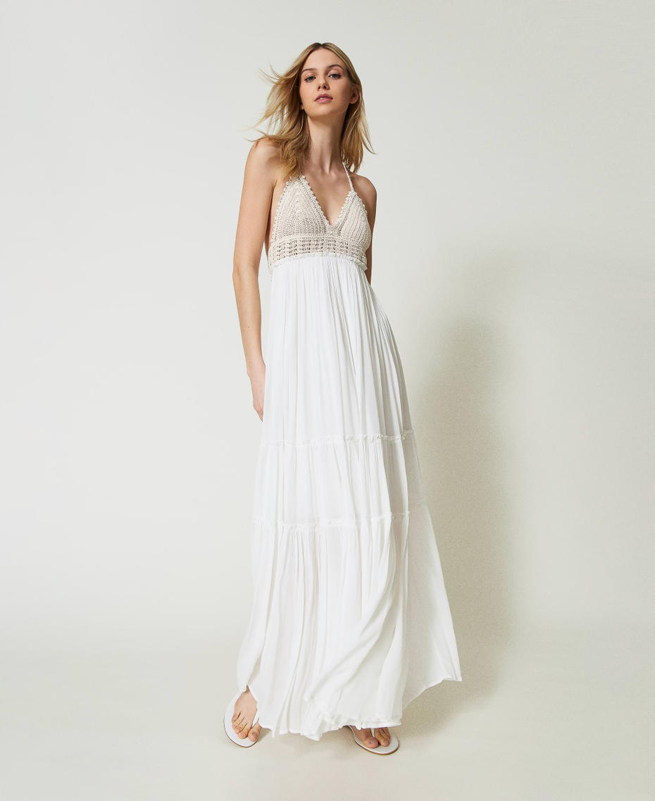 Maxikleid aus Krepon und H&auml;kelarbeiten Zweifarbig Star White / &bdquo;Shell&ldquo;-Beige Frau 241LM2UBB_11575_01