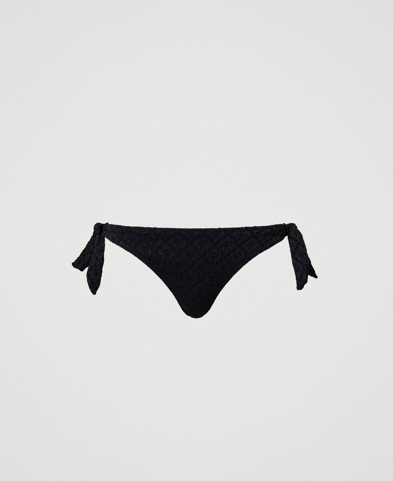 Bikini thong with broderie anglaise
