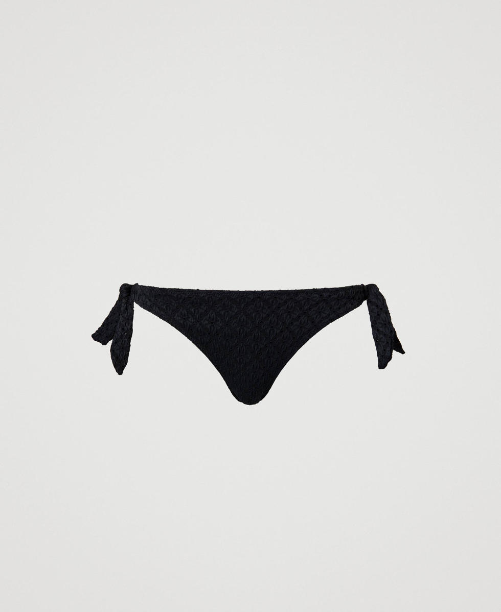Bikini thong with broderie anglaise