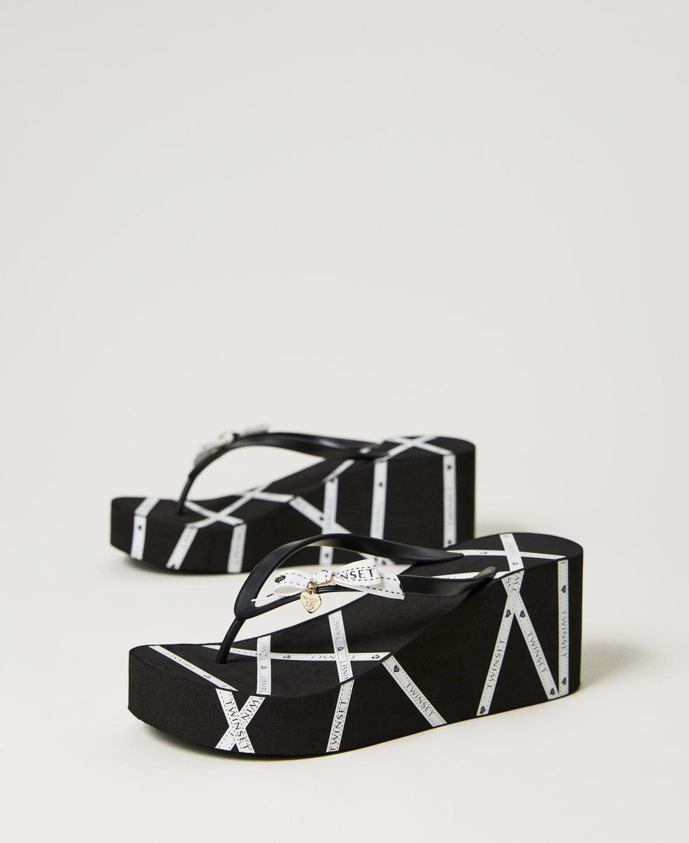 Platform thong sandals Woman, Black | TWINSET Milano