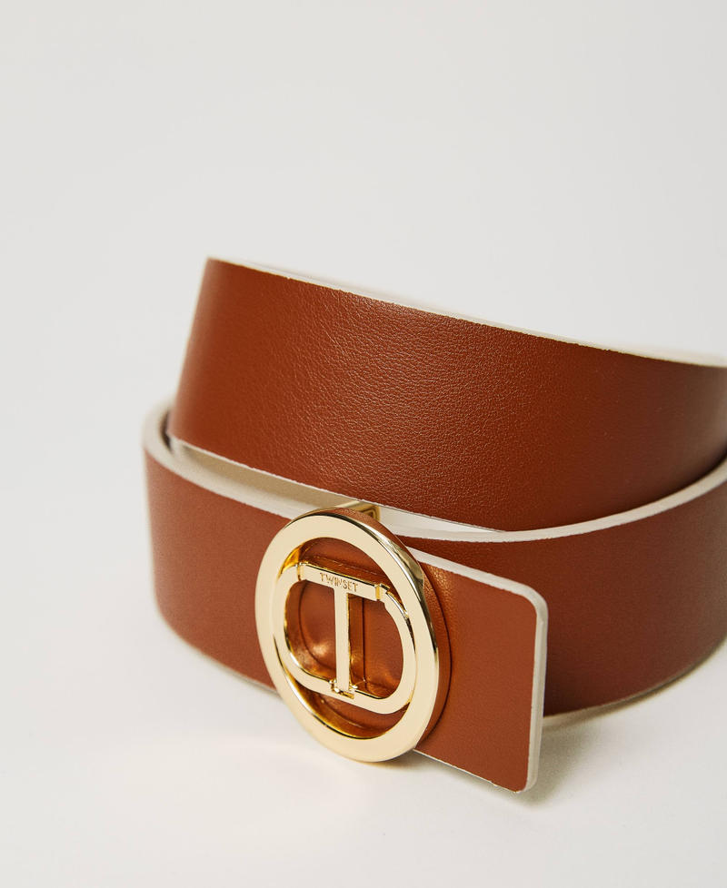 Reversible belt with Oval T buckle