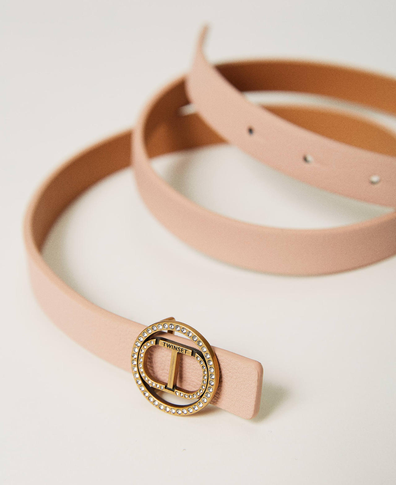 Thin belt with Oval T buckle and rhinestones