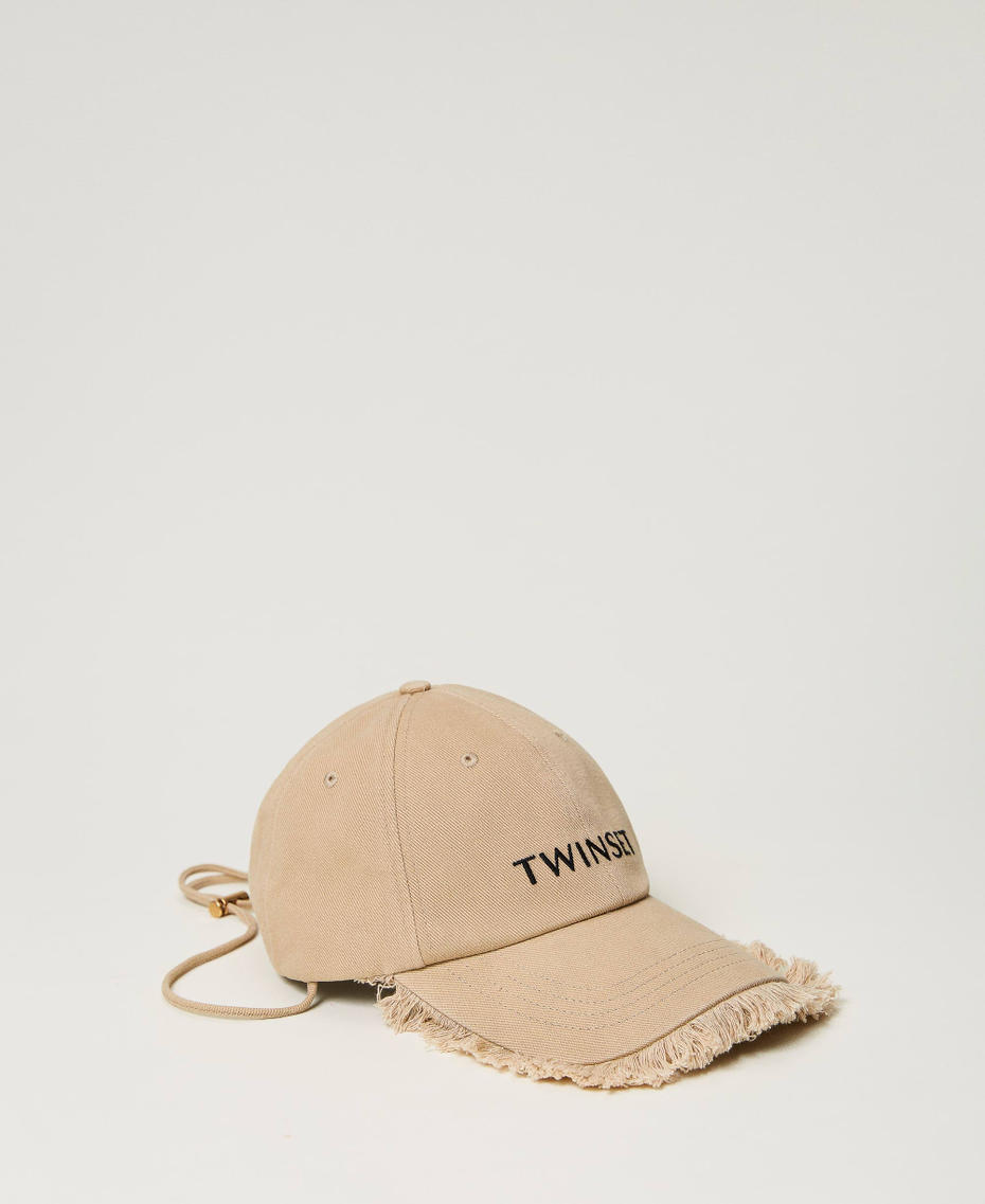 Frayed baseball cap with logo "Almond Milk&rdquo; Beige Woman 241TA4210_11308_01