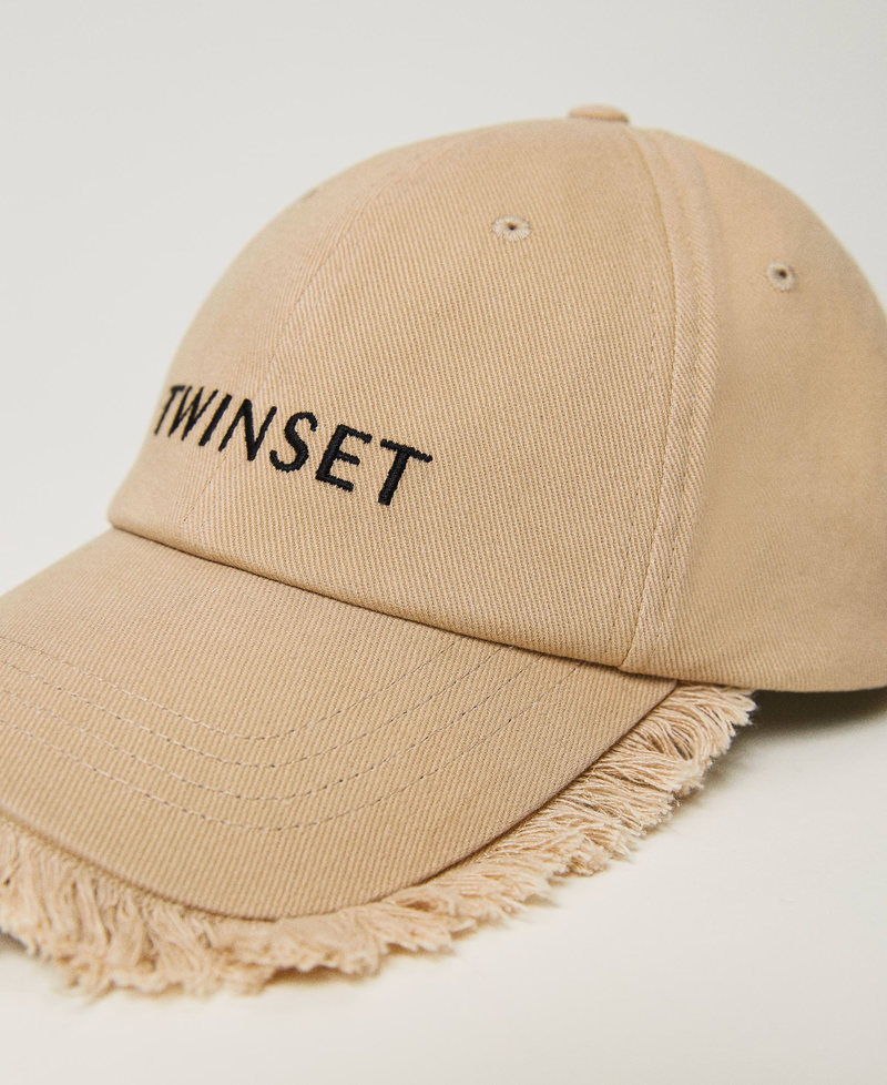 Frayed baseball cap with logo "Almond Milk&rdquo; Beige Woman 241TA4210_11308_02