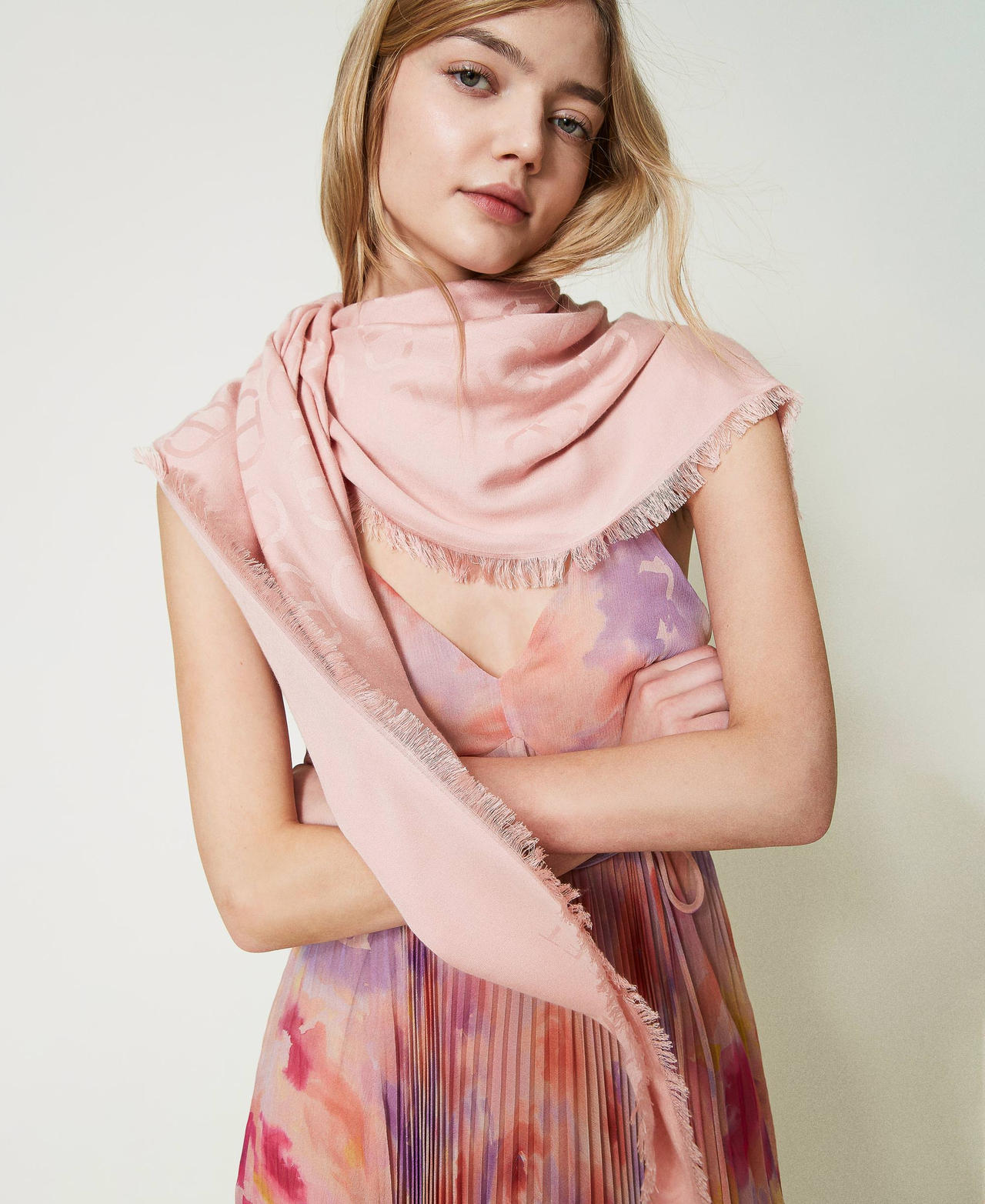 Kefiah jacquard con Oval T Pesca Donna 241TA4340_00110_S0