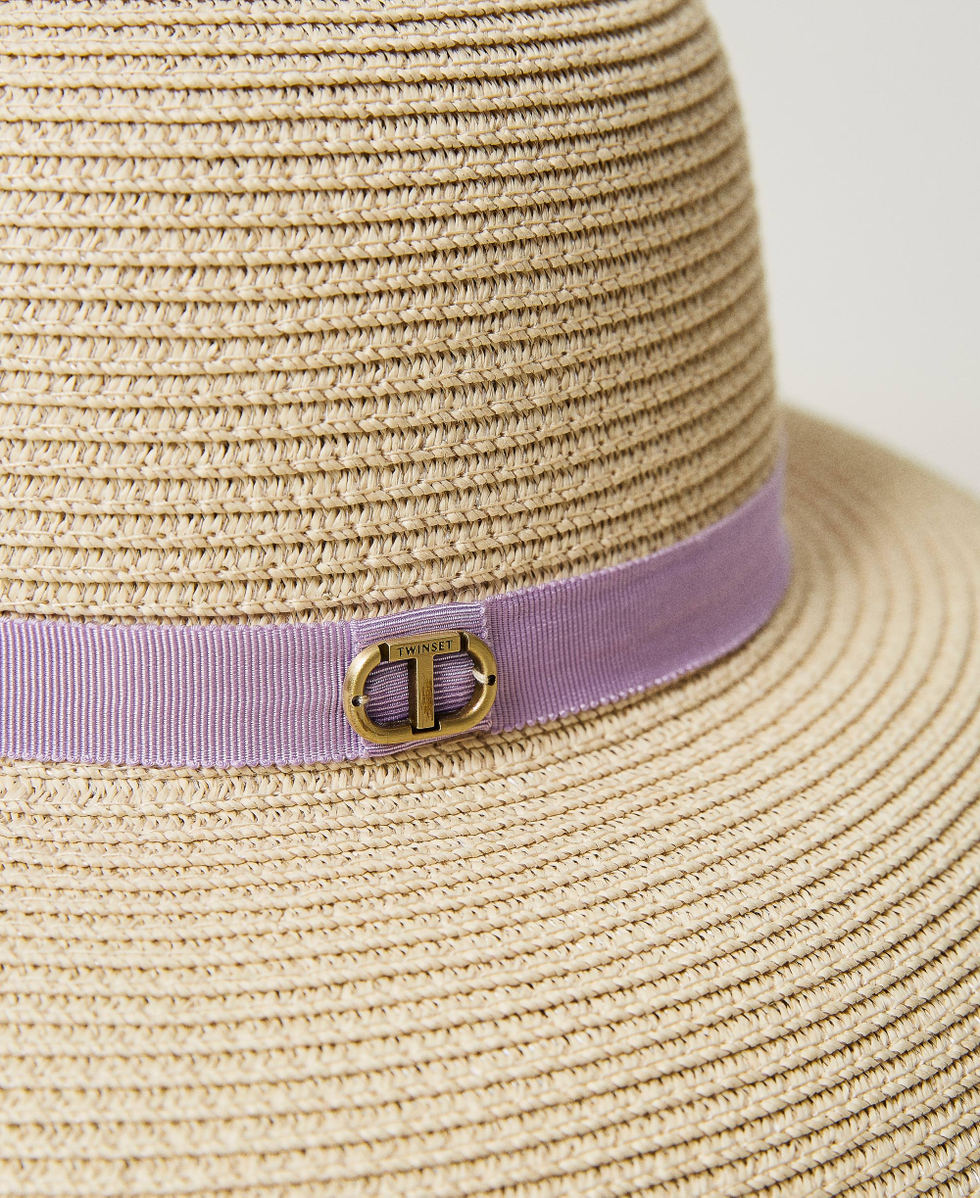 Straw hat with Oval T