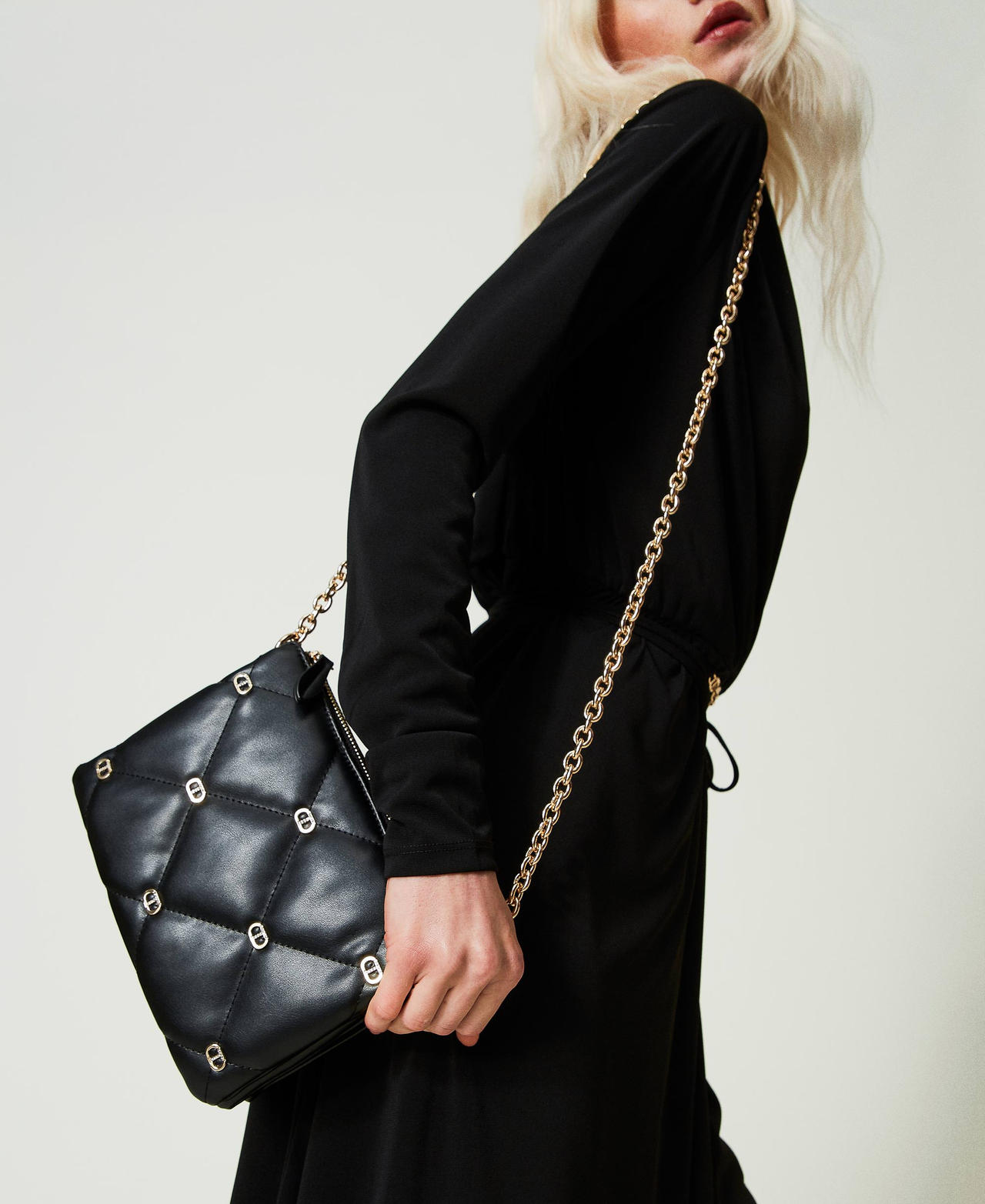 Borsa a tracolla 'Via Manzoni' media con borchie Nero Donna 241TB7150_00006_0S