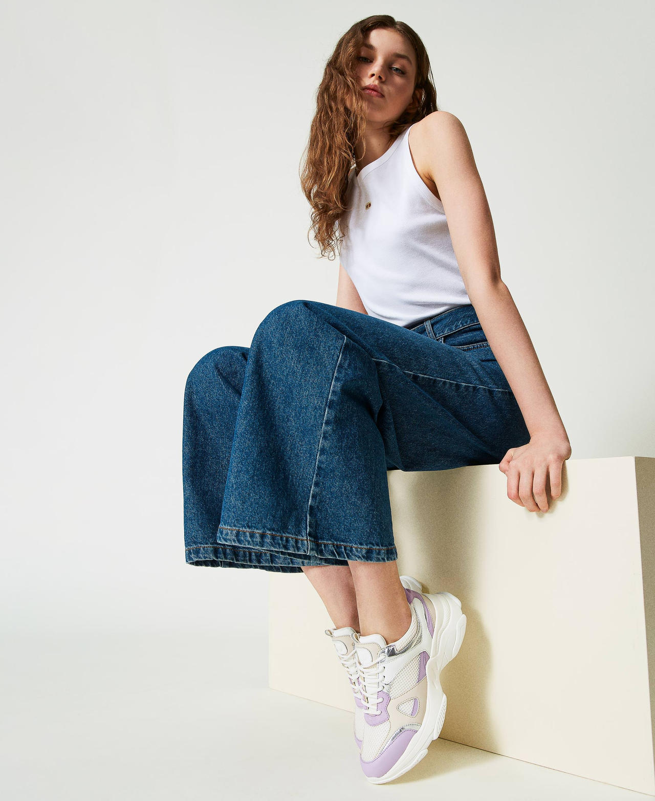 Sneakers running in pelle con inserti