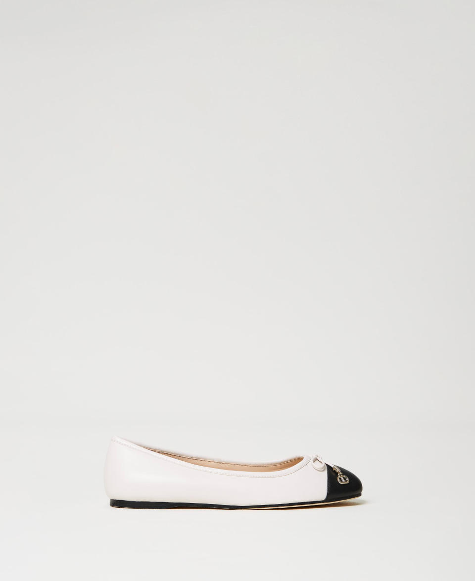 Ballerina shoes with bow Bicolour "Snow" White / Black Woman 241TCP110_03711_01