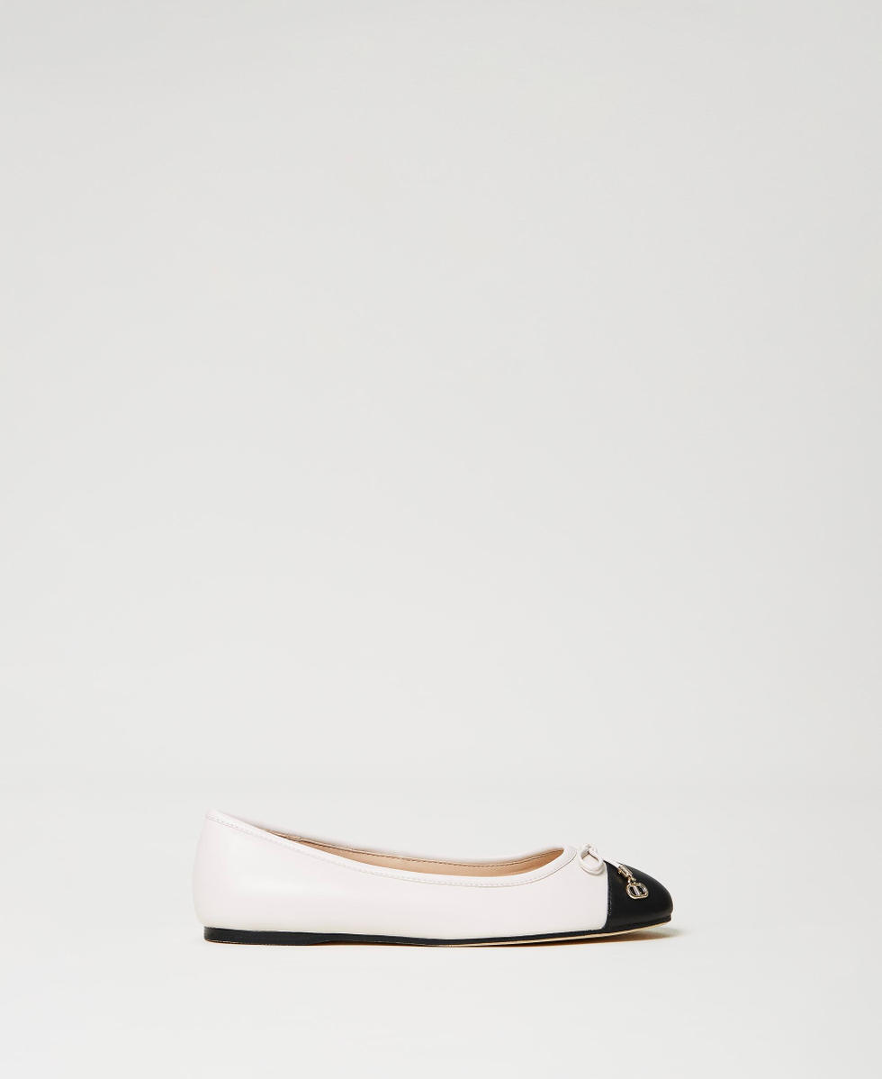 Ballerines avec n&oelig;ud Bicolore Blanc Neige&nbsp;/ Noir Femme 241TCP110_03711_01