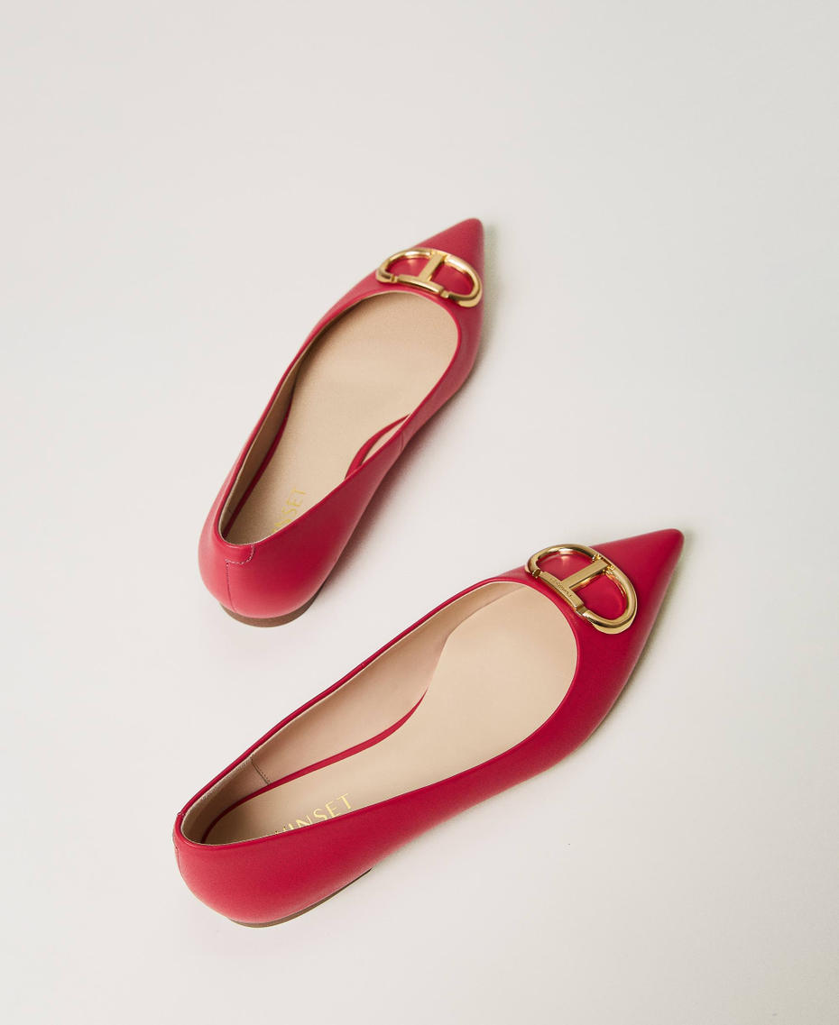 Ballerines en cuir avec Oval T