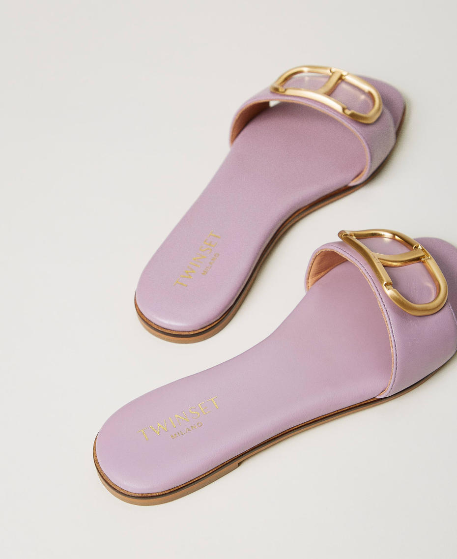 Leather slides with Oval T