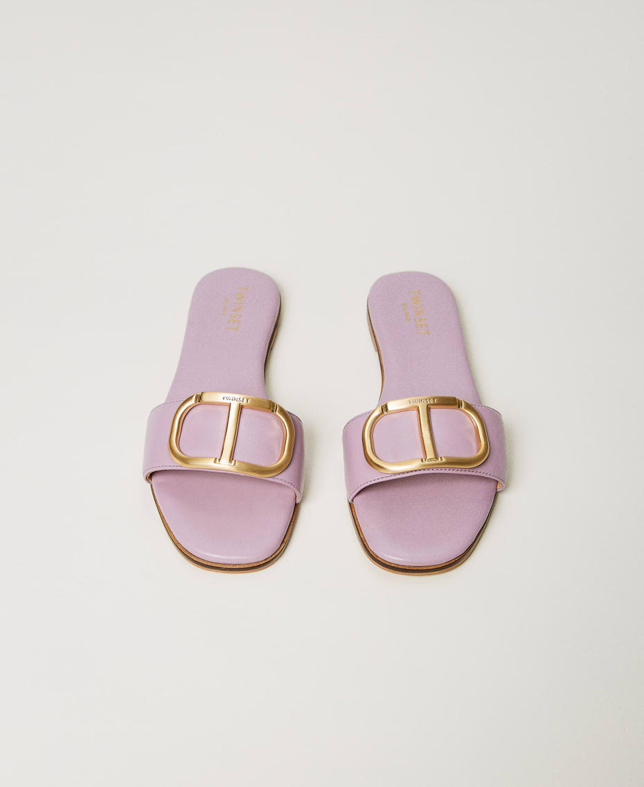 Leather slides with Oval T
