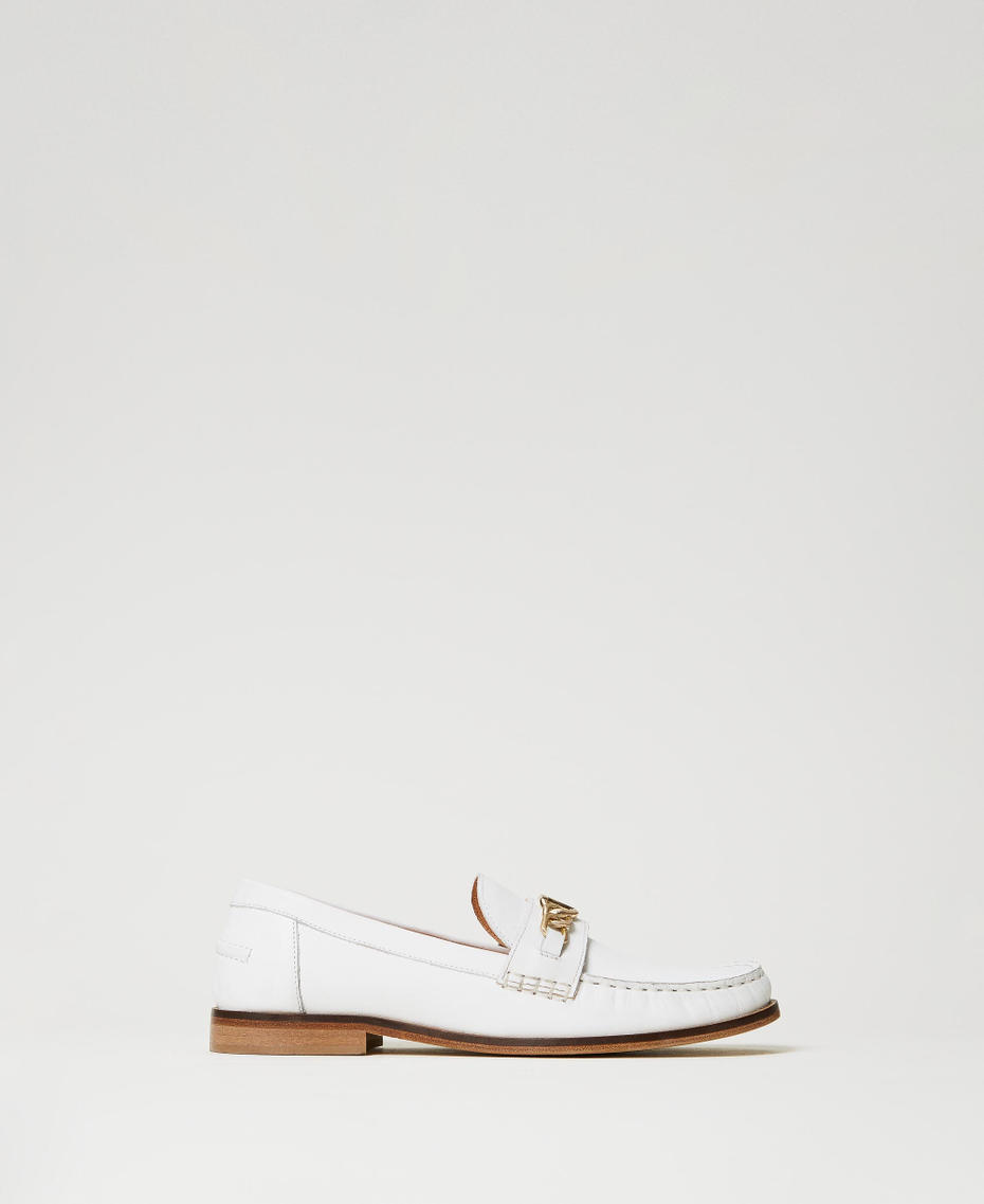 Leather loafers with Oval T clasp White Snow Woman 241TCP12C-01
