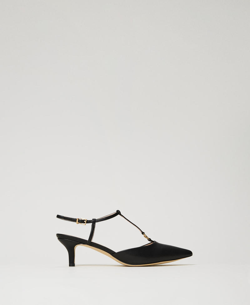 Riemchenpumps mit Oval T Schwarz Frau 241TCP130_00006_01