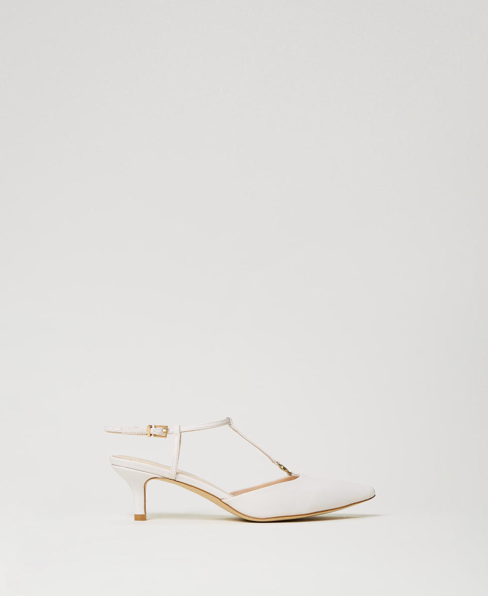 T strap court shoes top