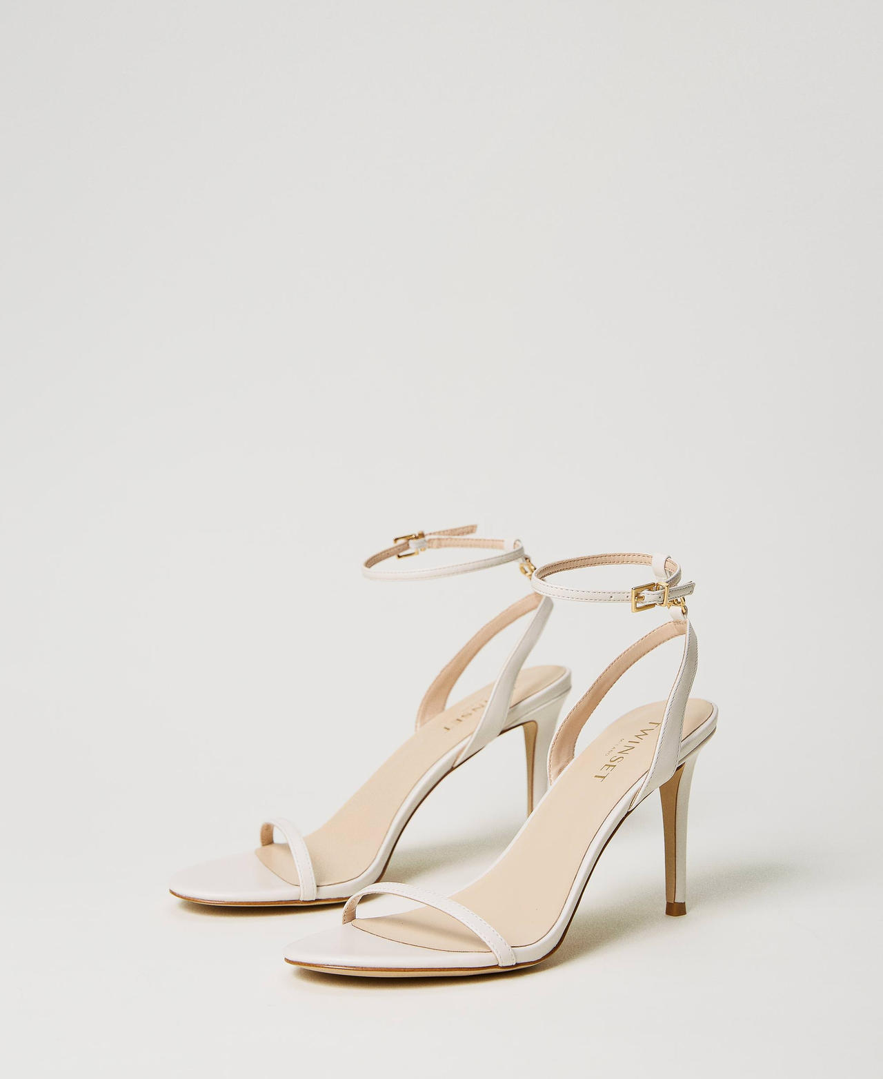 Sandales à talon avec Oval T
