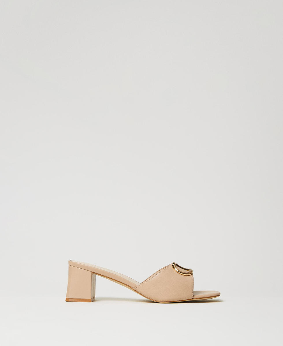 Leather mules with Oval T Woman, Brown | TWINSET Milano