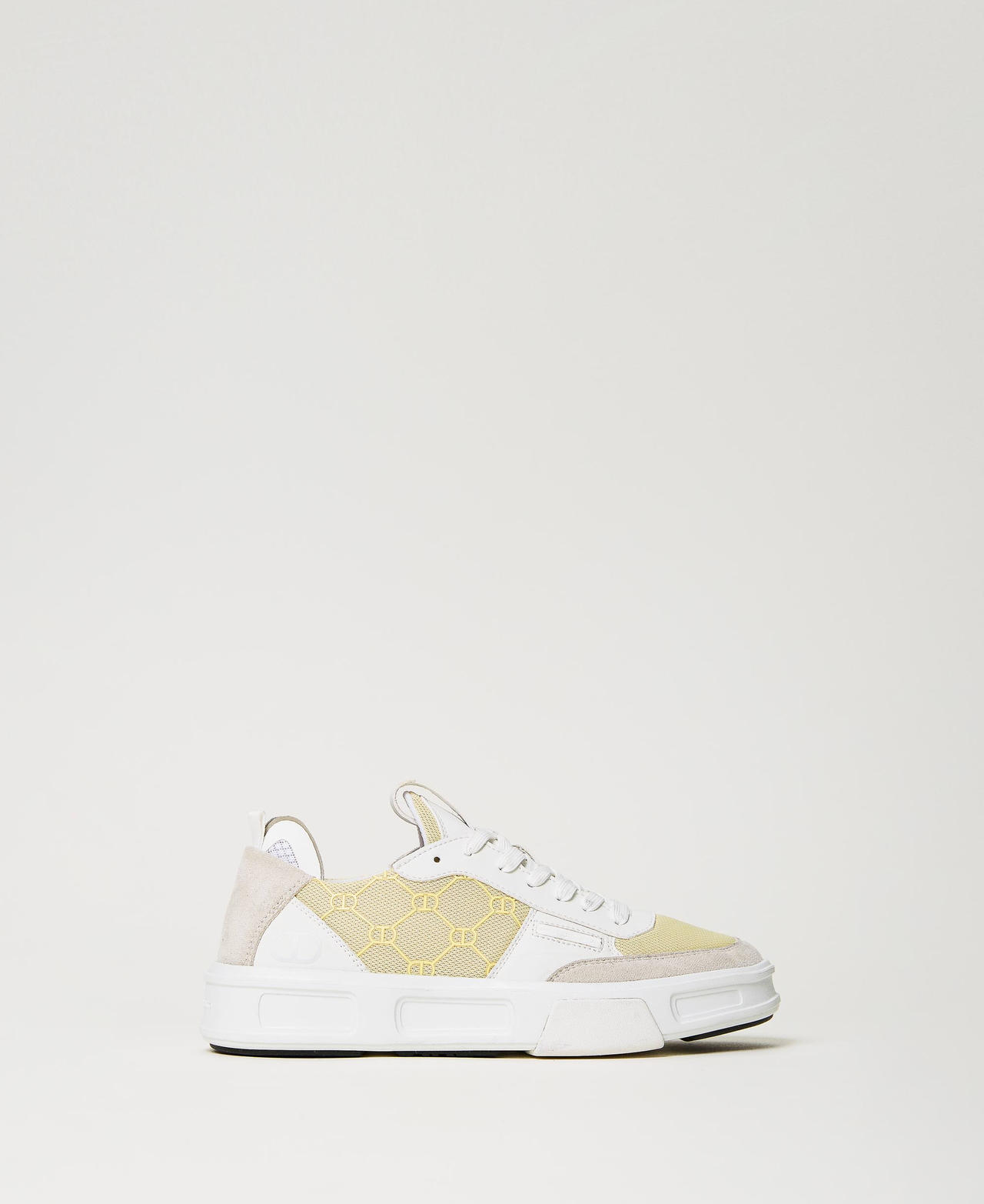 Sneakers Fessura con inserti a contrasto Bicolor Bianco Ottico / Giallo "Lemon Grass" Donna 241TCP210_11335_01