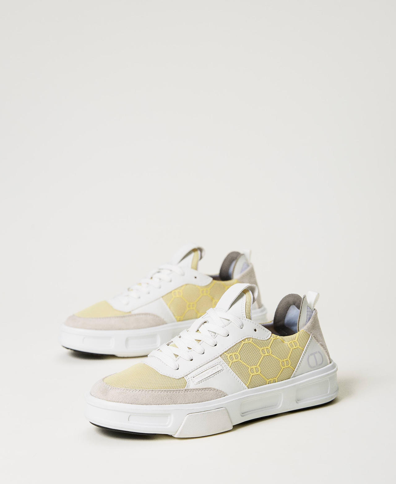 Sneakers Fessura con inserti a contrasto Bicolor Bianco Ottico / Giallo "Lemon Grass" Donna 241TCP210-02