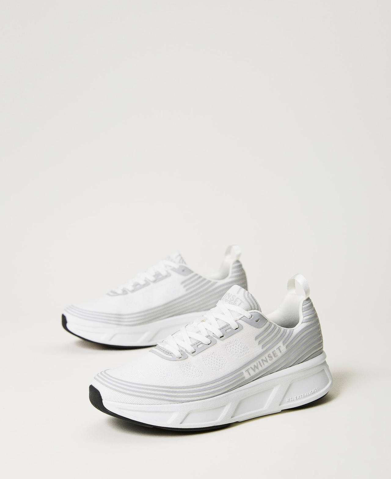 Sneakers Fessura a righe con logo Bianco Donna 241TCP212_00001_02
