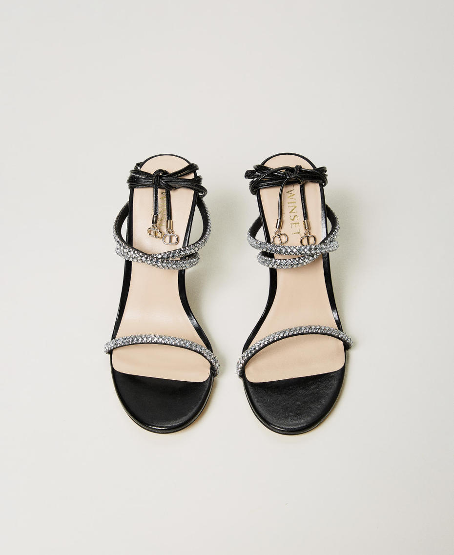 Sandali con zeppa e cinturini in strass