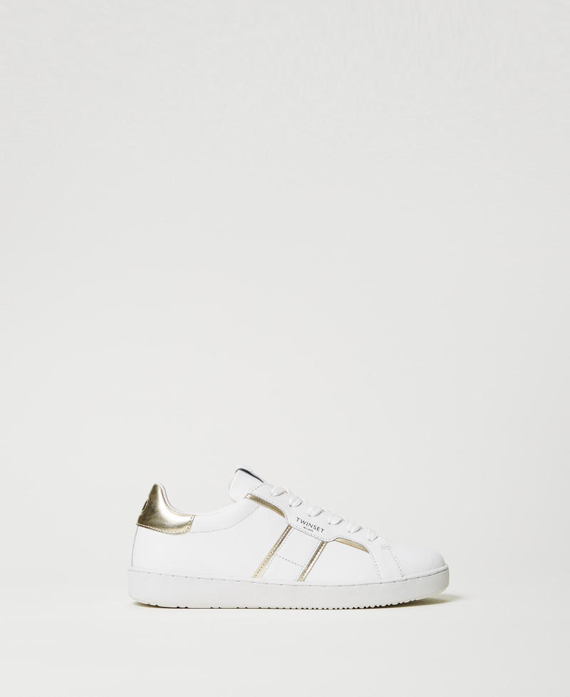 Leather trainers with laminated details