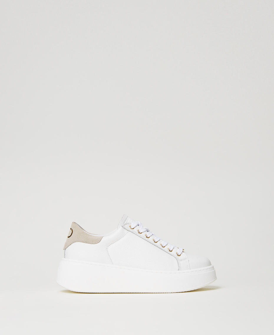 Leather trainers with contrasting detail