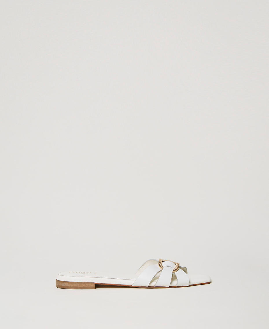 Slide-Pantolette aus Leder mit Oval T Weiß Frau 241TCT120_00001_01