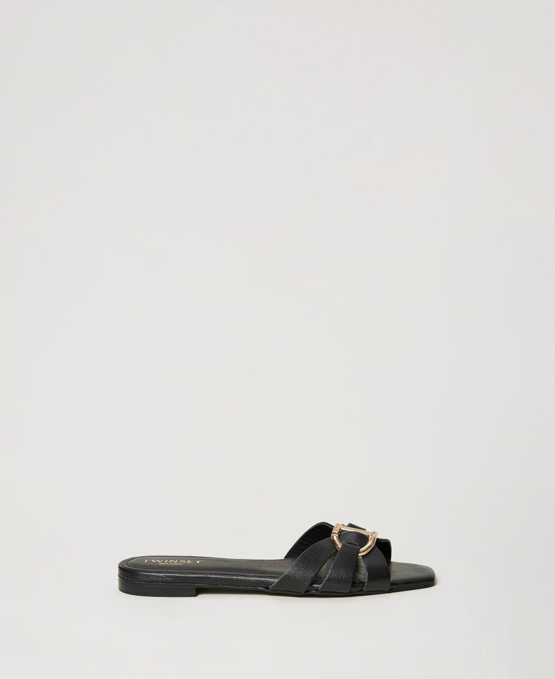 Leather slides with Oval T