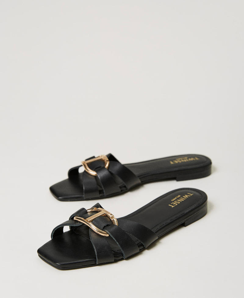 Leather slides with Oval T Black Woman 241TCT120-02