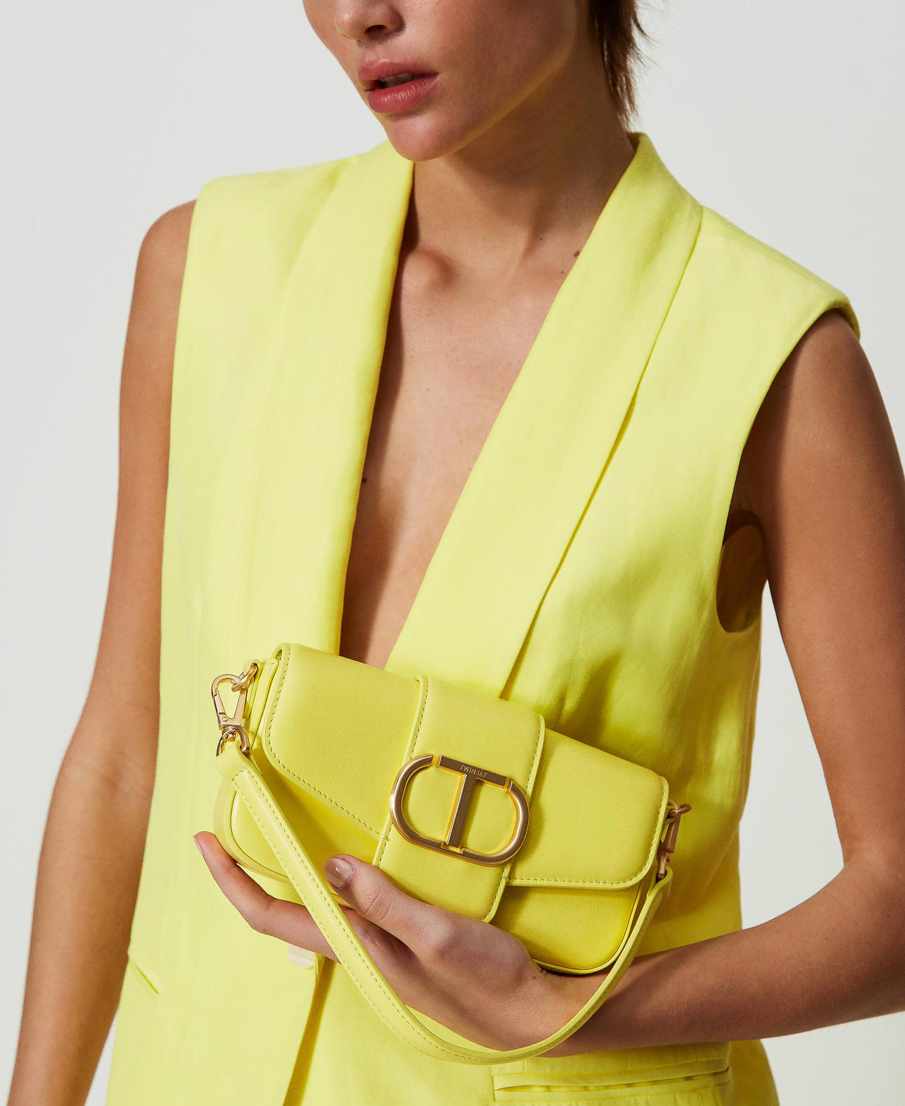 'Amie' leather shoulder bag