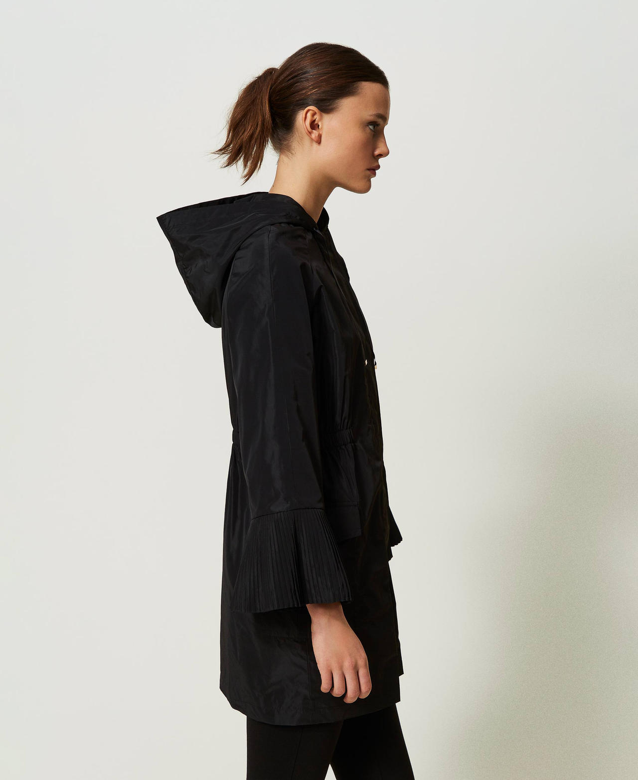 Parka en taffetas avec volants plissés