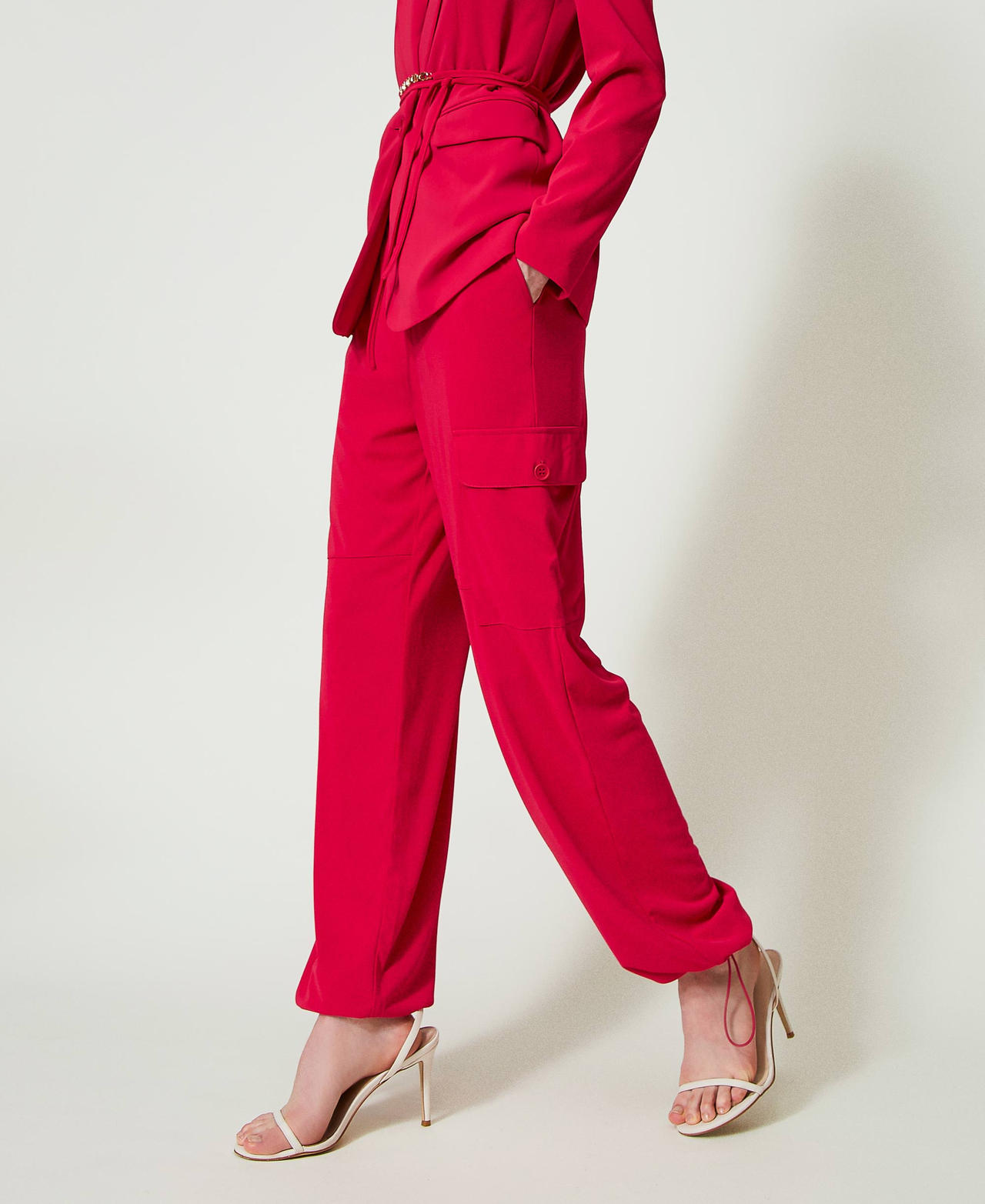 Cargo trousers with drawstring