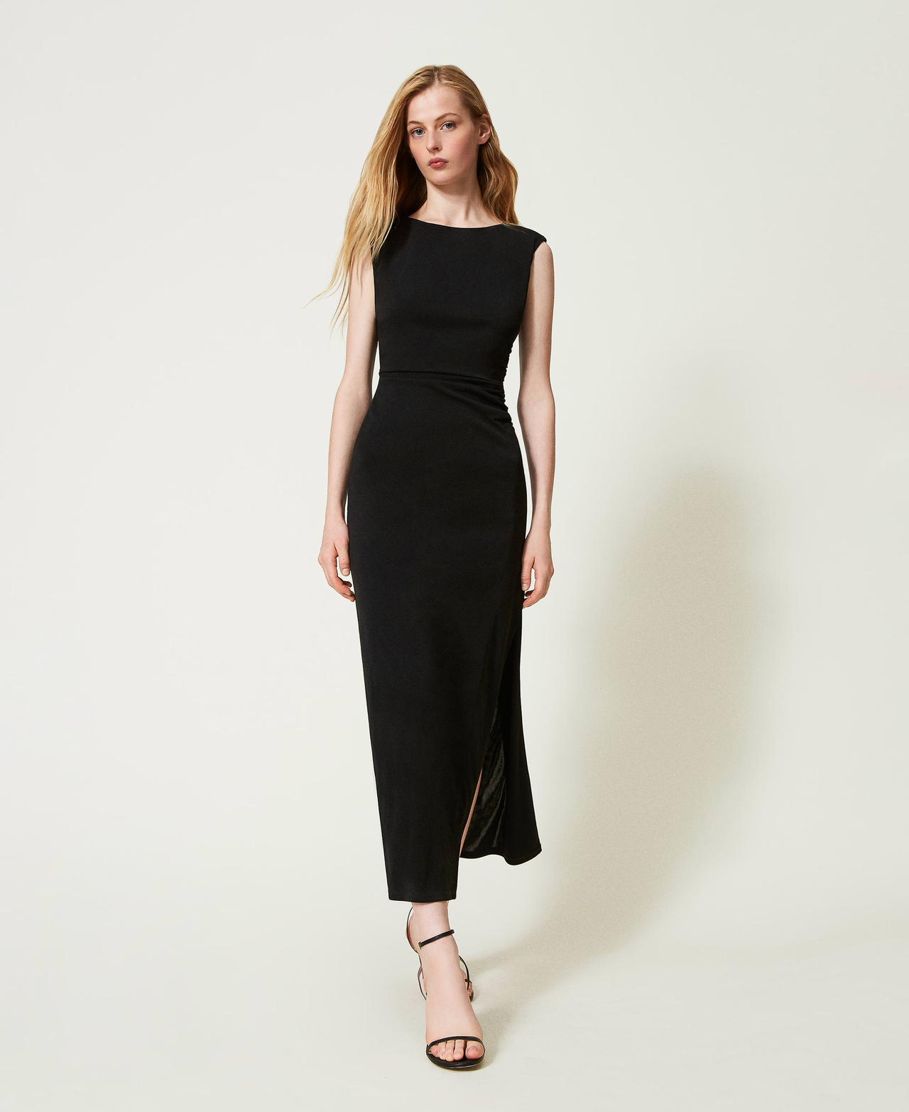 Robe longue avec fronce