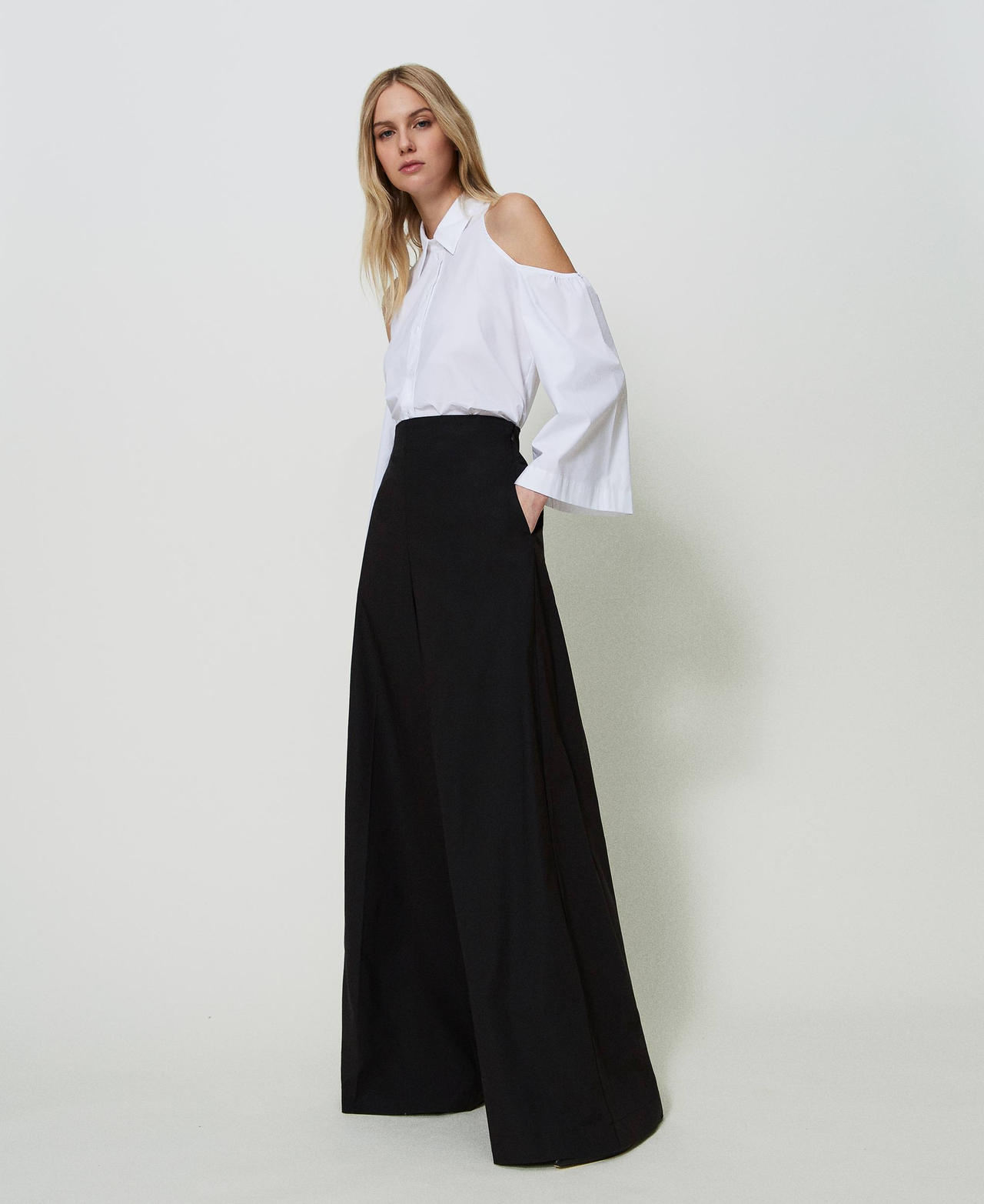 Stretch poplin wide leg trousers