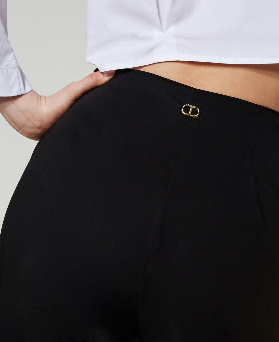 Stretch poplin wide leg trousers