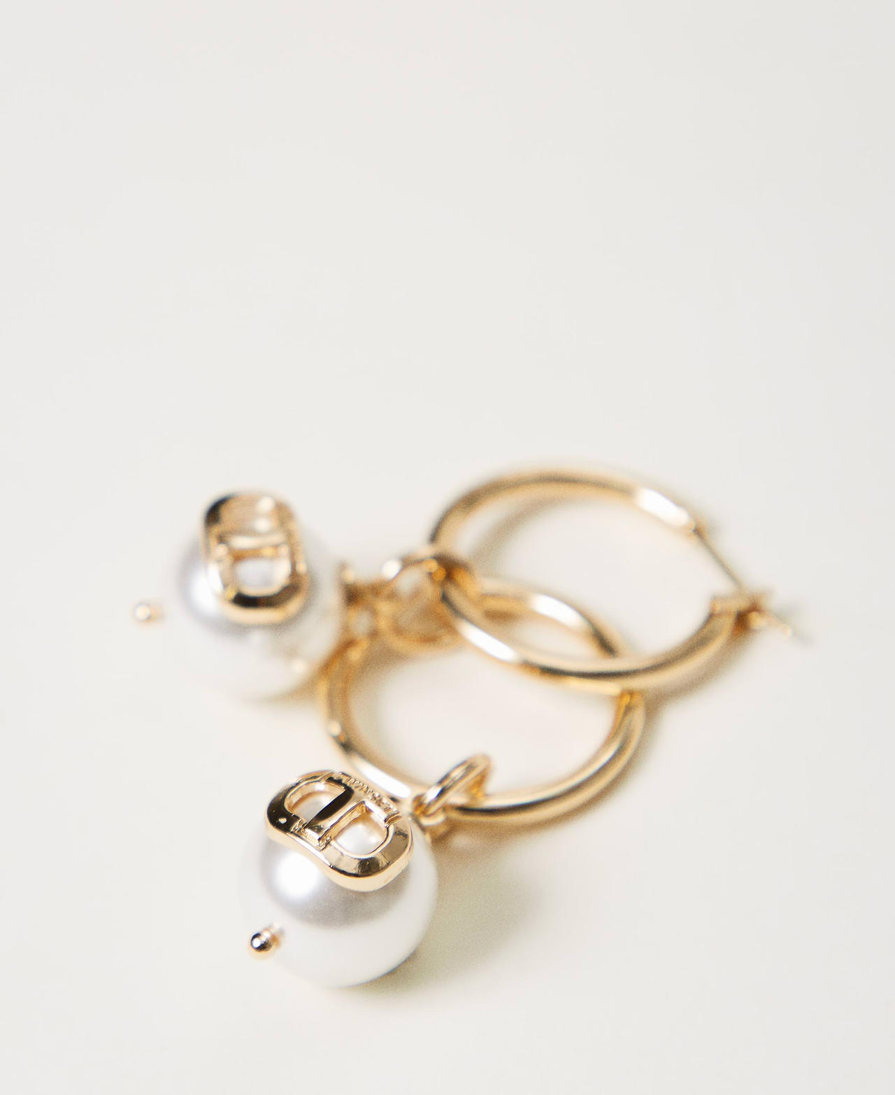 Hoop earrings with pearl and Oval T New Gold Woman 241TO5040-02